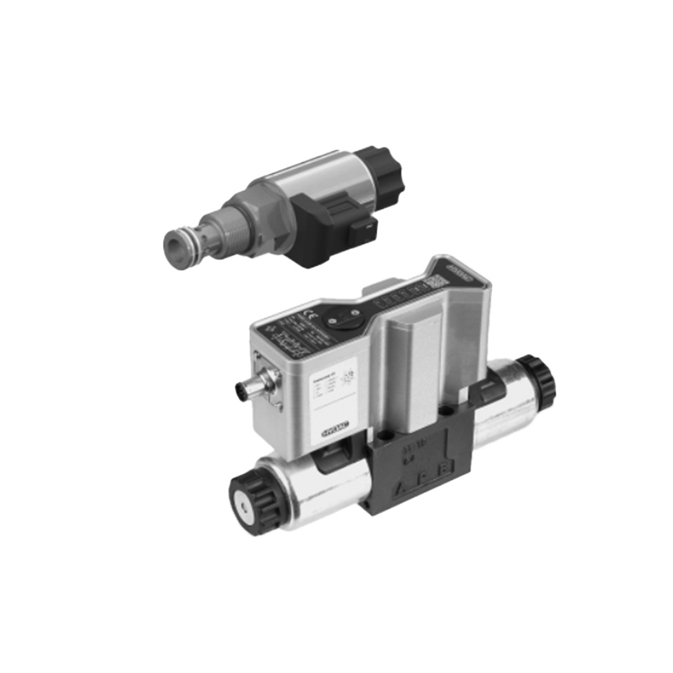 BOMBA DE PALETAS YUKEN